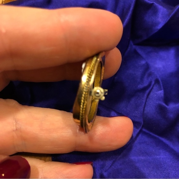 CAMEO brooch pendant, antique, blush pink, gold colored etched edges, and ivory - Picture 5 of 11